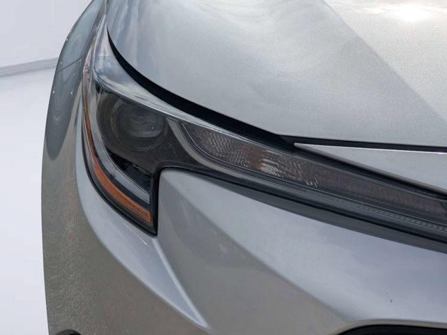 Used 2025 Toyota Corolla LE w/ Convenience Package FWD image 9