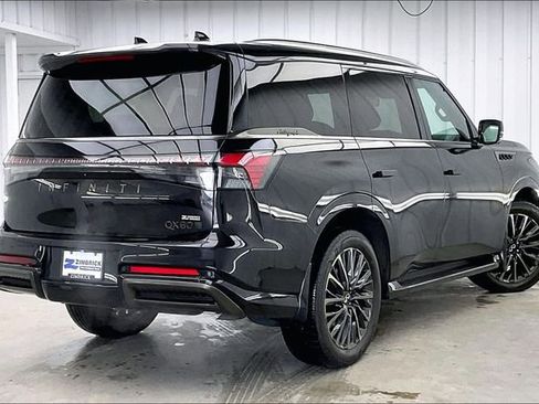 Certified 2025 INFINITI QX80 Autograph image 13