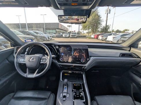 Used 2024 Lexus TX 350 350 Premium w/ Technology Package image 8