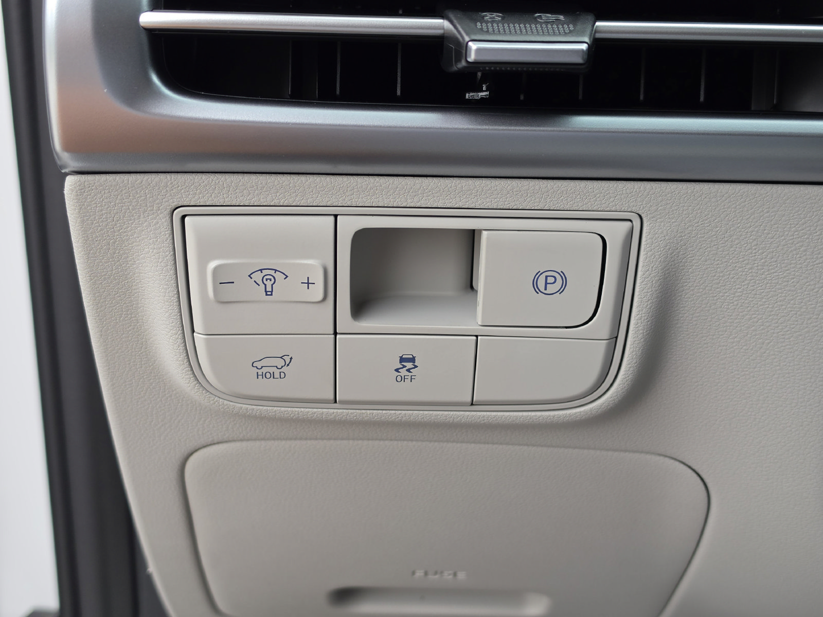 New 2026 Hyundai Tucson Limited FWD image 31