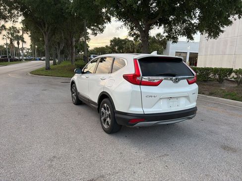 Used 2017 Honda CR-V EX image 3
