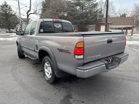 Used 2001 Toyota Tundra SR5 image 2