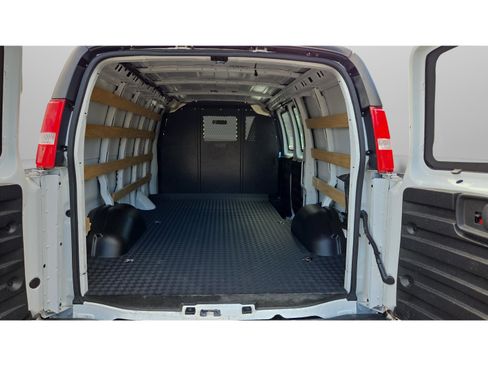 Used 2024 GMC Savana 2500 w/ Driver Convenience Package RWD image 13