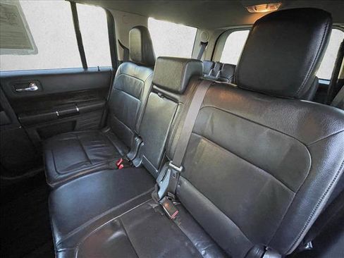 Used 2017 Ford Flex Limited image 19