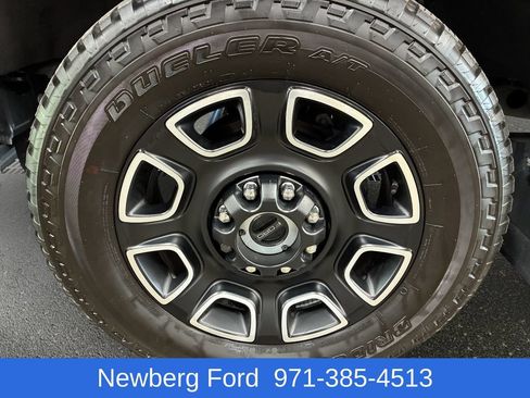 Used 2023 Ford F350 Platinum AWD/4WD image 10