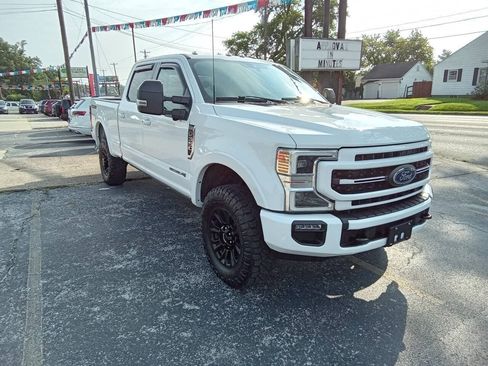 Used 2022 Ford F350 Lariat w/ Tremor Off-Road Package AWD/4WD image 2