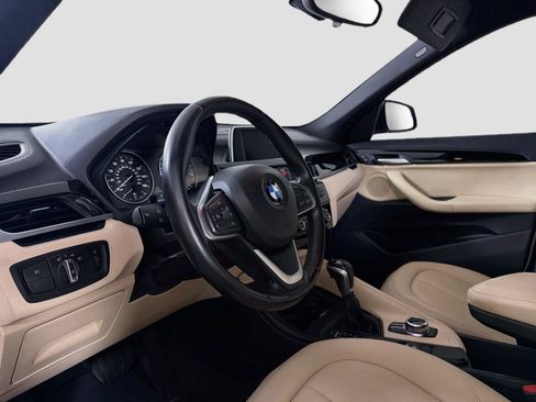 Used 2017 BMW X1 xDrive28i AWD/4WD image 10