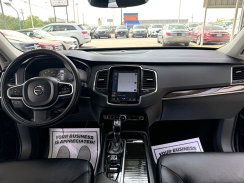 Used 2019 Volvo XC90 T5 Momentum w/ Multimedia Package image 42