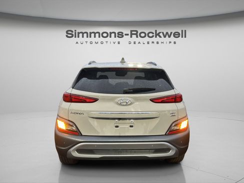 Used 2022 Hyundai Kona Limited image 5