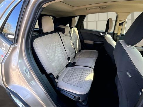 Used 2020 Ford Escape SE AWD/4WD image 28