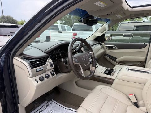 Used 2018 GMC Yukon Denali w/ Open Road Package AWD/4WD image 6