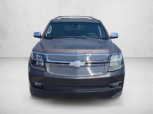 Used 2015 Chevrolet Tahoe LT w/ Luxury Package AWD/4WD image 2