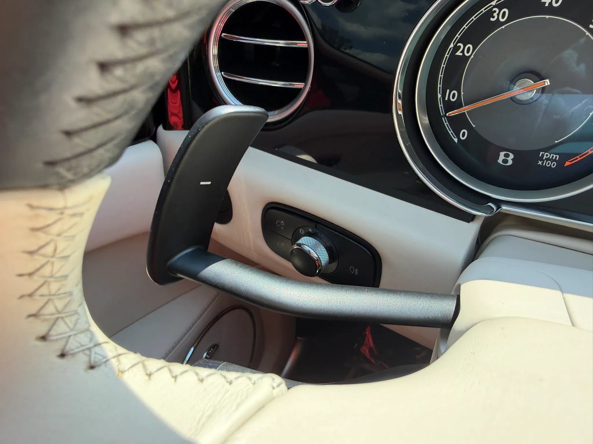 Used 2015 Bentley Flying Spur V8 AWD/4WD image 22