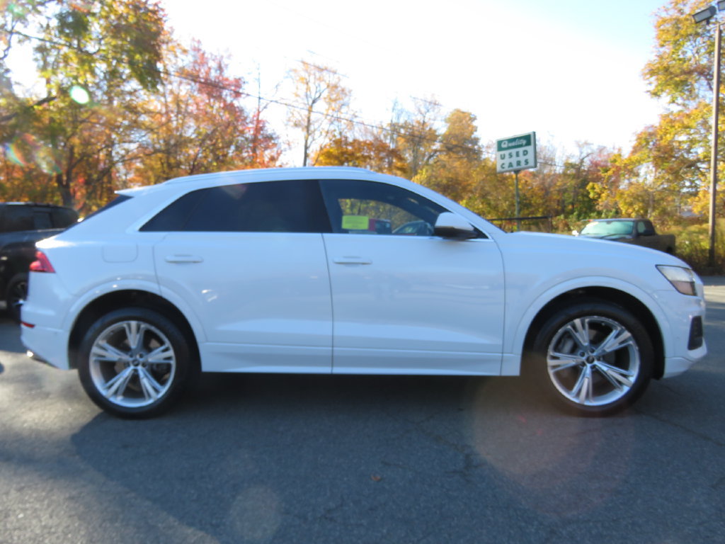 Used 2021 Audi Q8 Premium Plus AWD/4WD image 4