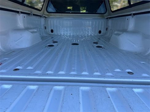 Used 2011 Ford F350 XLT w/ XLT Interior Pkg image 23