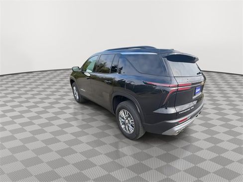 New 2025 Chevrolet Traverse LT w/ Driver Confidence Package image 6