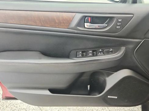 Used 2016 Subaru Outback 2.5i Limited AWD/4WD image 33