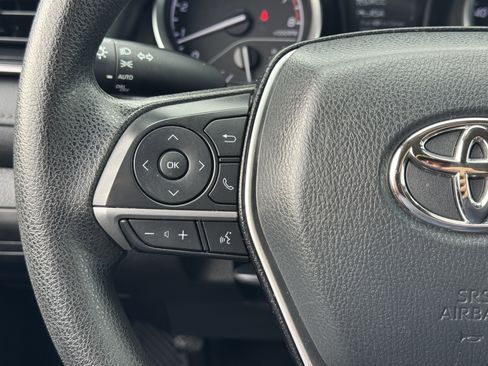 Used 2023 Toyota Camry LE image 29