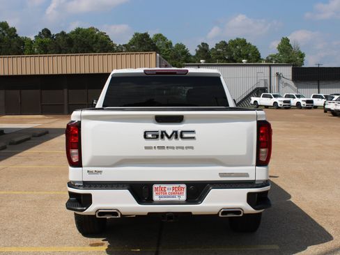 Used 2025 GMC Sierra 1500 Elevation w/ LPO, Elevation Black Package AWD/4WD image 8