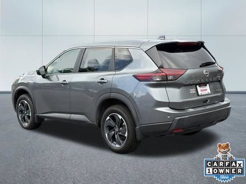 Used 2024 Nissan Rogue SV AWD/4WD image 6