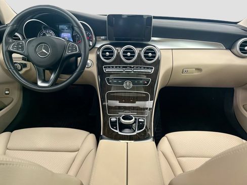 Used 2017 Mercedes-Benz C 300 4MATIC Sedan image 13