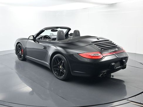 Used 2011 Porsche 911 Carrera 4S image 3