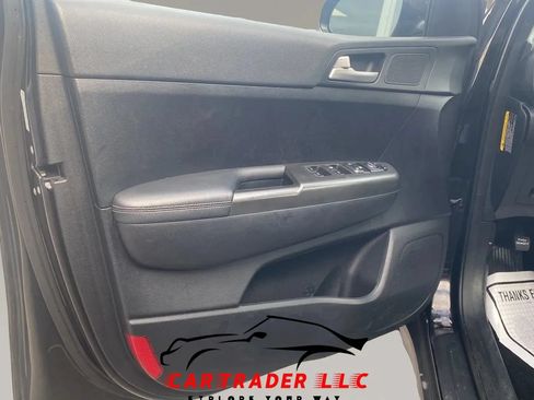 Used 2017 Kia Sportage LX FWD image 14