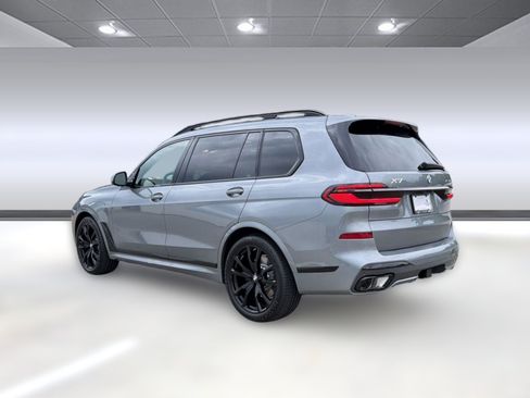 New 2027 BMW X7 xDrive40i w/ Executive Package AWD/4WD image 3