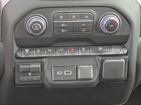 New 2026 Chevrolet Silverado 2500 Custom w/ Custom Value Package AWD/4WD image 30