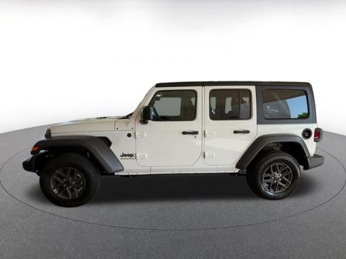 Used 2025 Jeep Wrangler Unlimited Sport AWD/4WD image 9