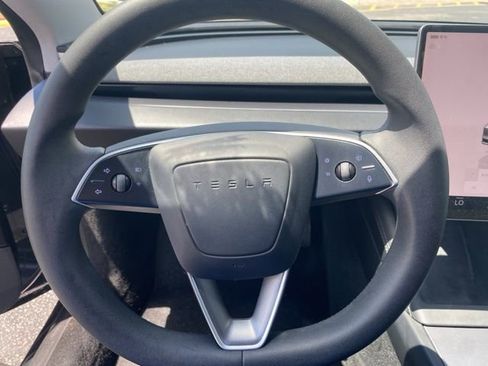 Used 2024 Tesla Model 3 Standard Range RWD image 17