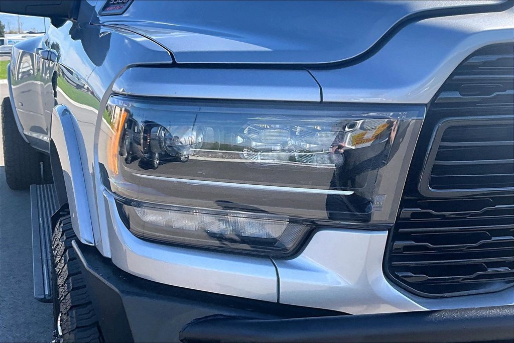 Used 2021 RAM 3500 Limited AWD/4WD image 29