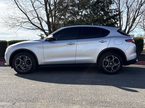 Used 2018 Alfa Romeo Stelvio Sport w/ Quick Order Package 22J Sport image 9