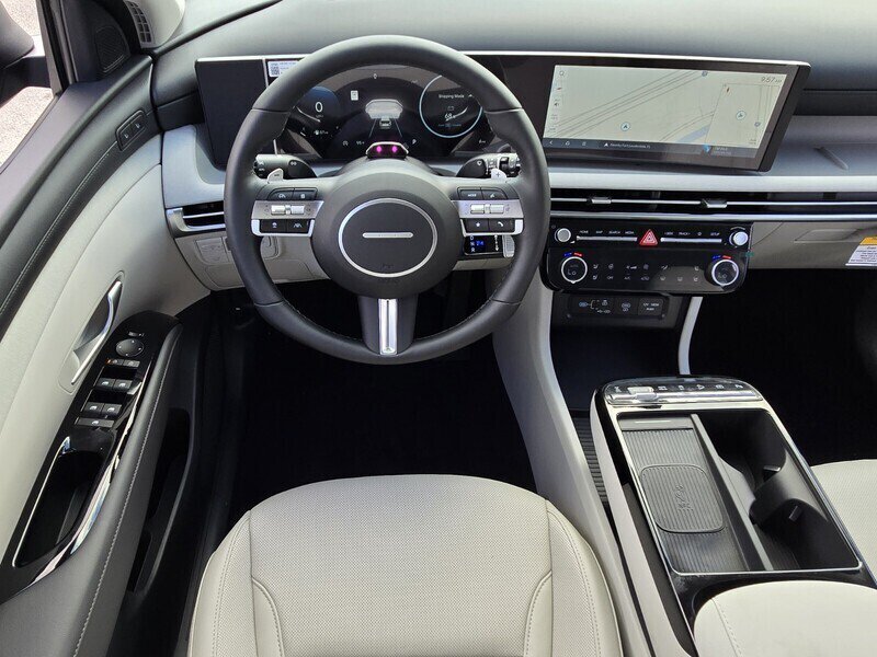 New 2026 Hyundai Tucson Limited FWD image 7