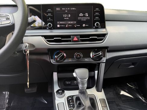 Used 2026 Kia Seltos LX FWD image 11