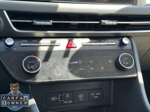 Used 2025 Hyundai Sonata SEL FWD image 30