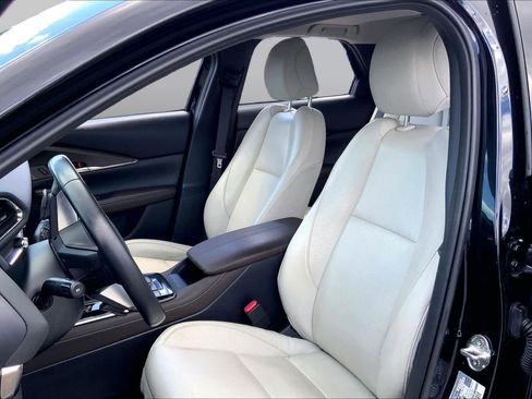 Used 2020 MAZDA CX-30 AWD w/ Premium Package image 9