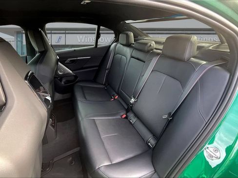 Used 2025 BMW M5 AWD/4WD image 22