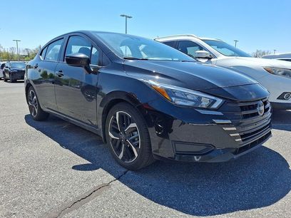 Used 2023 Nissan Versa SR w/ Trunk Package