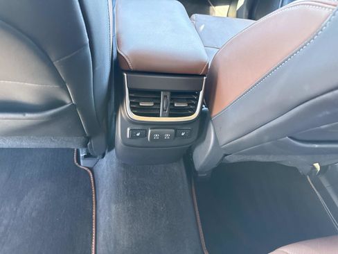 Used 2022 Subaru Outback Touring XT image 15