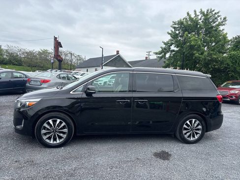 Used 2015 Kia Sedona SX FWD image 10