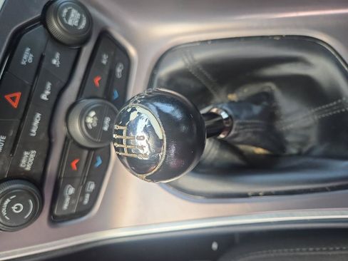 Used 2021 Dodge Challenger R/T Scat Pack RWD image 9