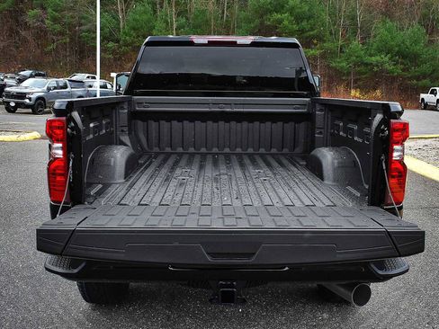 New 2026 Chevrolet Silverado 2500 Custom w/ Custom Value Package image 9