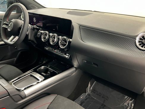 New 2026 Mercedes-Benz GLA 250 4MATIC image 24