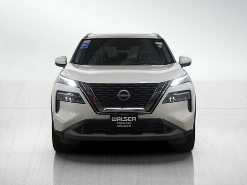 Used 2022 Nissan Rogue SV w/ SV Premium Package image 8