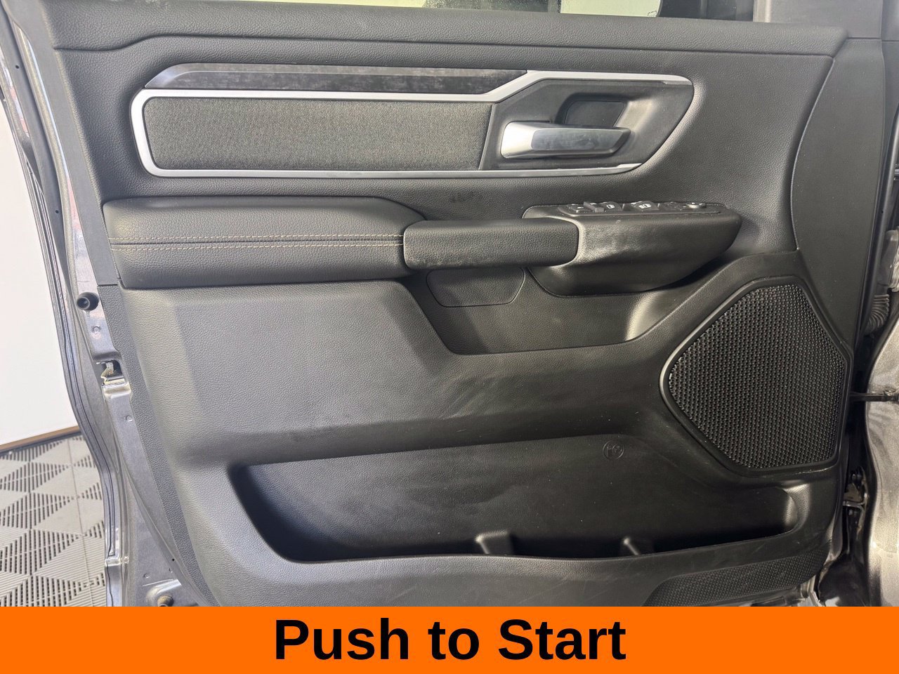 Used 2022 RAM 1500 Big Horn AWD/4WD image 11