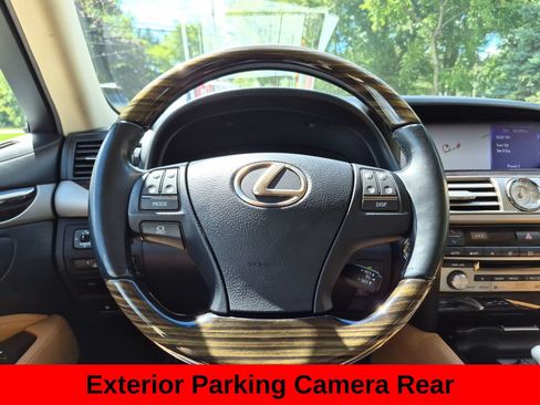 Used 2016 Lexus LS 460 AWD w/ Comfort Package image 14