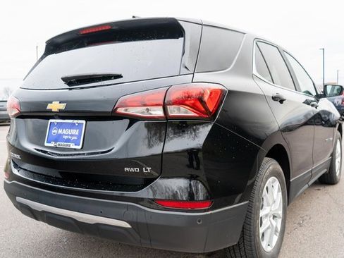 Used 2023 Chevrolet Equinox LT image 6