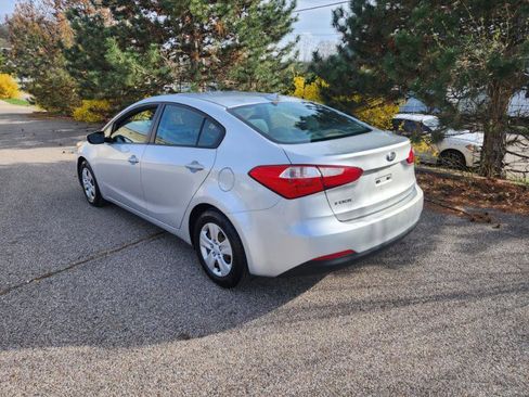 Used 2016 Kia Forte LX image 29