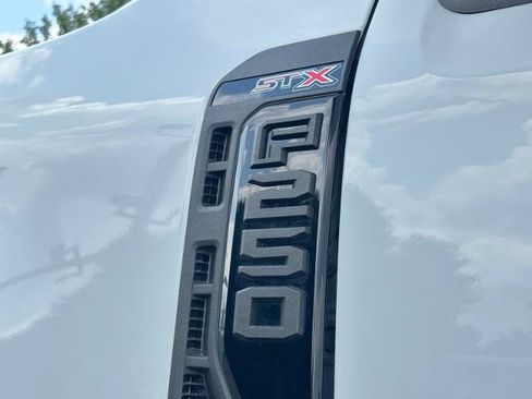 Certified 2025 Ford F250 XL w/ STX Appearance Package AWD/4WD image 13
